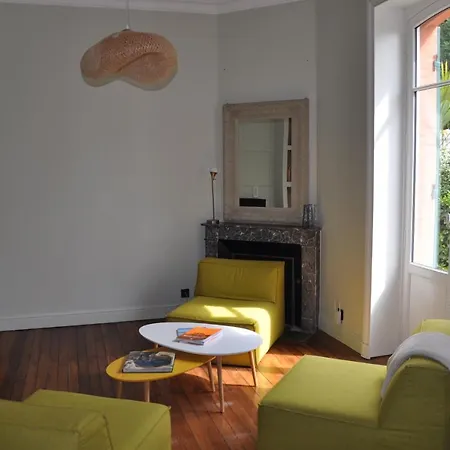 Les De La D'hiver Palissy Guest house *